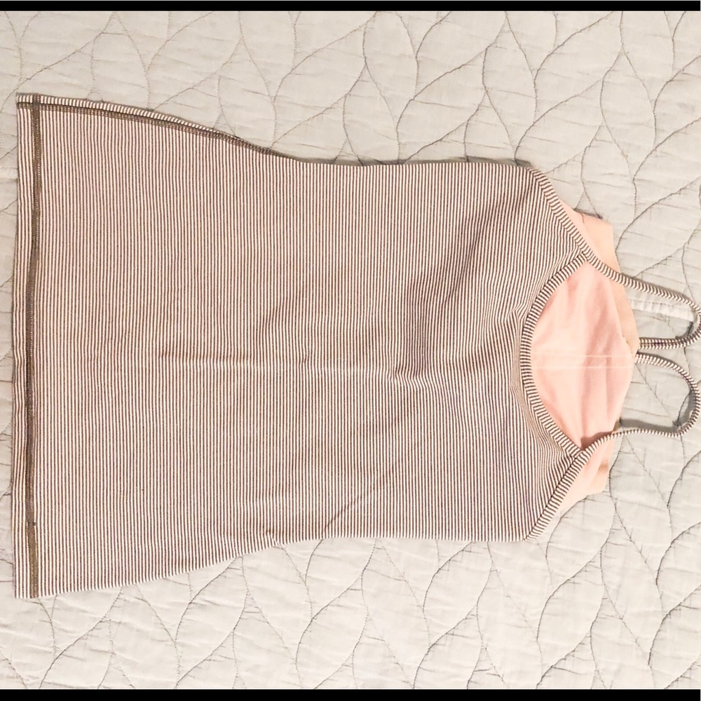 Lululemon tank with built in bra!